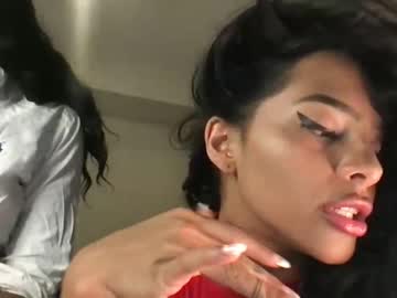 girl Masturbate 2gether with dommedoll
