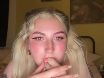 girl Masturbate 2gether with lulababy23