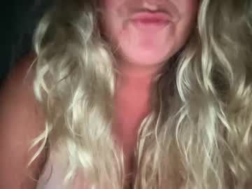 girl Masturbate 2gether with caromarie97