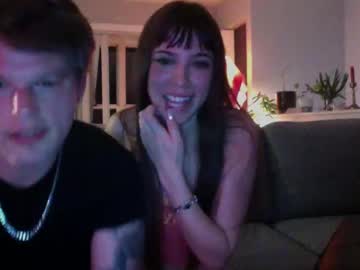 couple Masturbate 2gether with kickitforward
