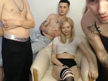 couple Masturbate 2gether with youthfull_babes
