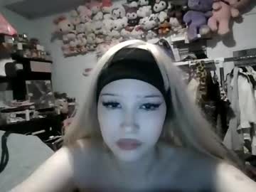 girl Masturbate 2gether with parisbunny