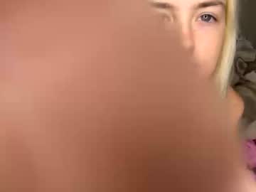 girl Masturbate 2gether with shiestykat999