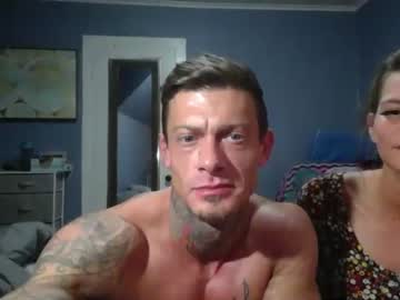 couple Masturbate 2gether with rcphysiquemodel